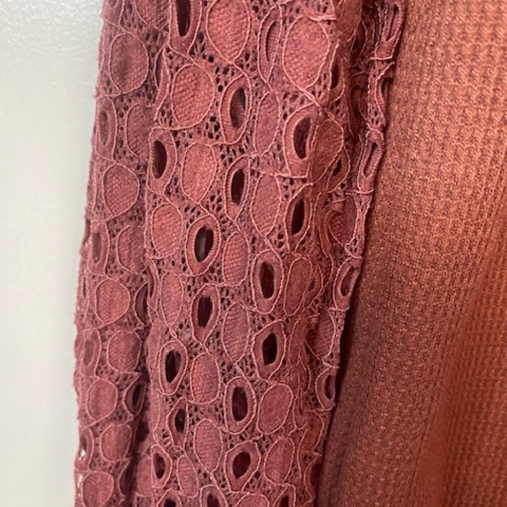 MIHOLL red orange long sleeve lace top - Picture 3 of 10